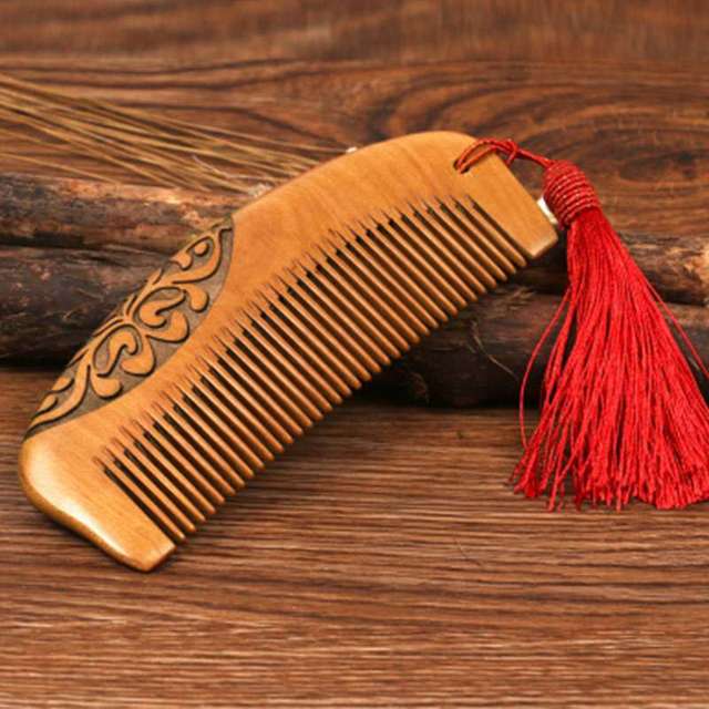Thickened Boutique Old Peach Wood Comb