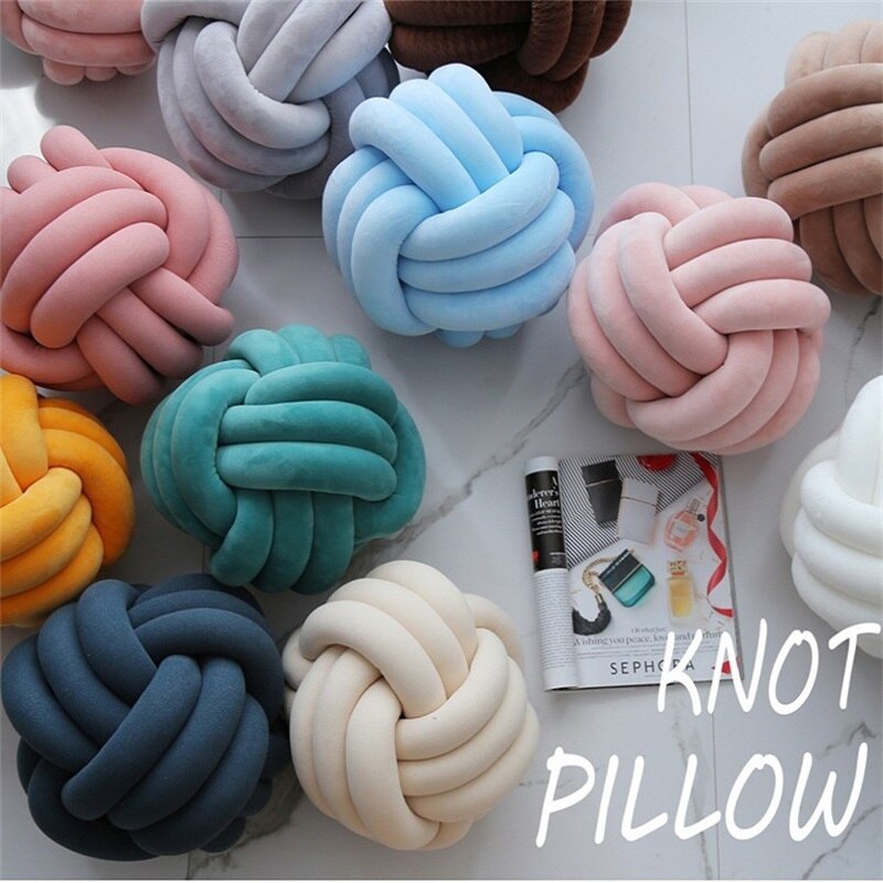 Hand Knot Cotton Pillow