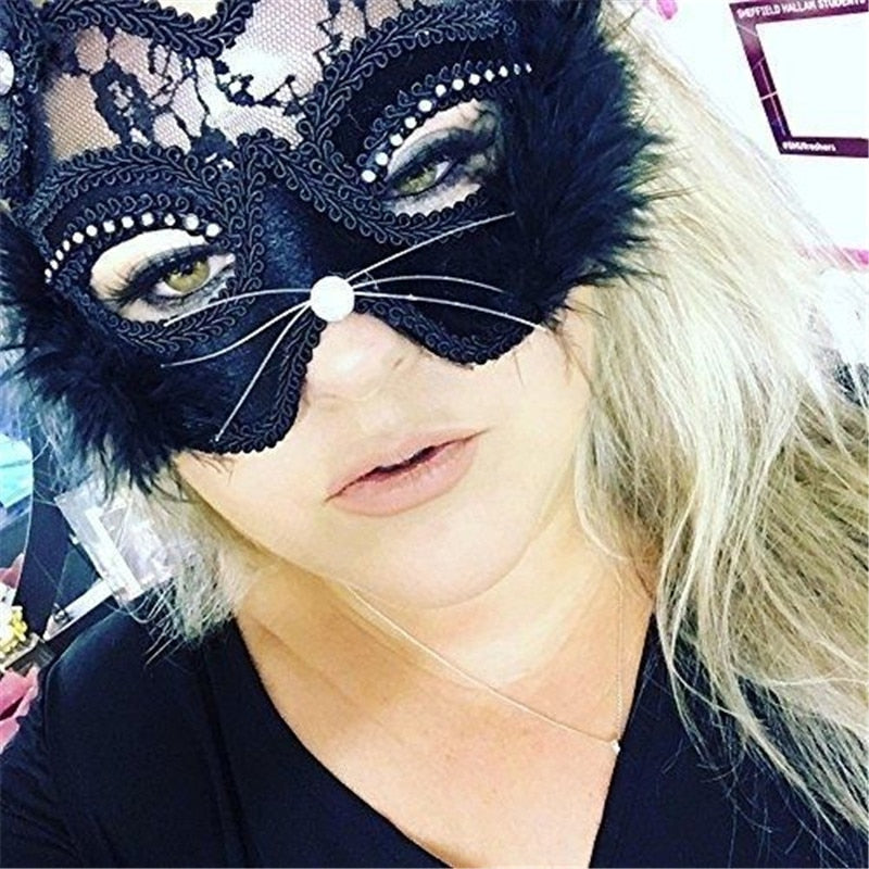 Lace Cats Eye Mask